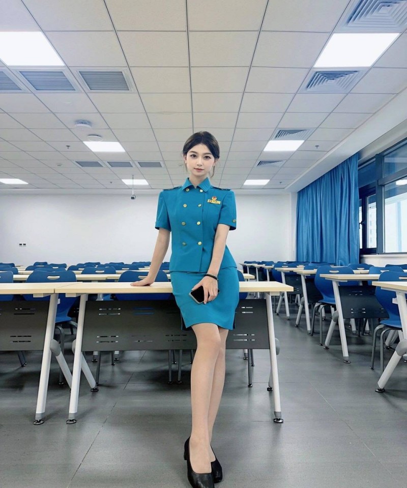 儿子双飞妈妈和女儿的小说,高清在线播放